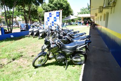 AGENTES COMUNITÁRIAS DE SAÚDE RURAL RECEBEM NOVAS MOTOCOCLETAS.