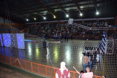 “1º DANCE FEST ESTUDANTIL” LOTA GINÁSIO DE ESPORTES E PÚBLICO VIBRA COM BELAS APRESENTAÇÕES.