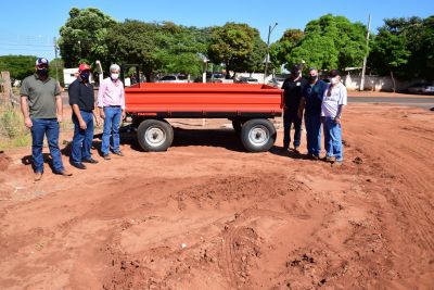 Associações de Produtores Rurais recebem Carretas Agrícolas.