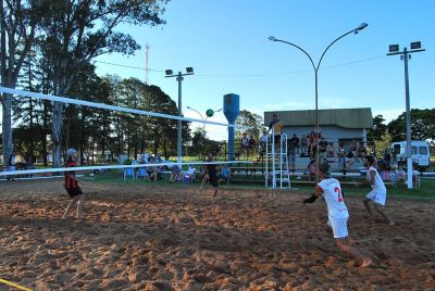 CAMPEONATO DE VÔLEI DE AREIA JÁ DEFINIU OS CAMPEÕES DE  2017.