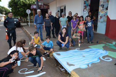 ALUNOS DA REDE MUNICIPAL DE ENSINO PARTICIPAM DO CONCURSO REGIONAL DE PINTURAS EM BUEIROS E BOCAS DE LOBO. 