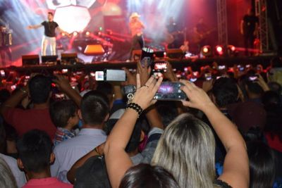 SHOW DE BRUNO E BARRETO REÚNE MAIS DE 6 MIL PESSOAS NO ANIVERSÁRIO DE IGUATEMI.