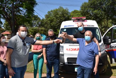 PREFEITO DR. LÍDIO ENTREGA UTI, RAIO-X E ESTACIONAMENTO COBERTO NA SECRETARIA DE SAÚDE. 