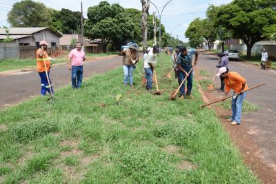 SECRETARIA DE OBRAS REALIZA MUTIRÃO DE LIMPEZA NA ÁREA URBANA DE IGUATEMI.