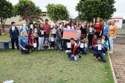 SECRETARIA DE EDUCAÇÃO CELEBRA O DIA DA ÁRVORE COM PROJETO -UM POEMA EM CADA ÁRVORE. 