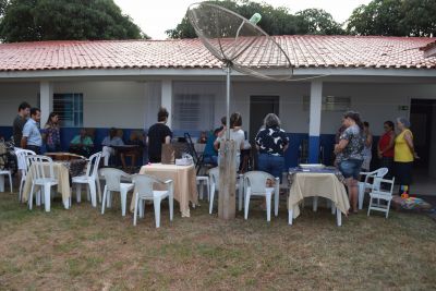 IDOSOS DO “LAR SÃO JOSÉ” RECEBEM PRESENTES EM CONFRATERNIZAÇÃO. 