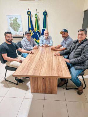 PREFEITURA DE IGUATEMI FORTALECE PARCERIA PARA O 2º DUELO DA FÉ E APOIO À PISTA DE LAÇO.