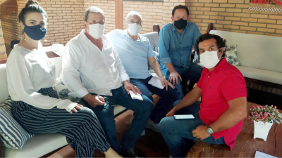 DRº LÍDIO RECEBE O SECRETÁRIO DE GOVERNO-MS, DEPUTADOS BETO PEREIRA, MARA E O PRESIDENTE DA SANESUL.