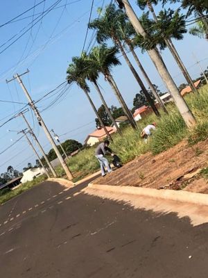 AGENTES DO CONTROLE DE ENDEMIAS REALIZARAM AÇÃO NO BAIRRO WALOSZEK KONRAD.