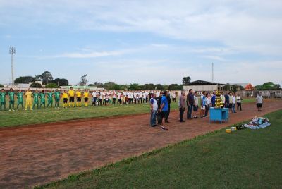 DERROTA NOS PENALTIS NÃO TIRA O BRILHO DA BELÍSSIMA CAMPANHA DE IGUATEMI NO CONE SUL DE FUTEBOL DE CAMPO 2017.