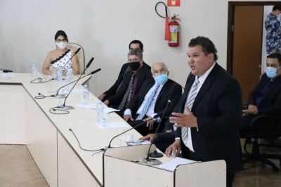 DR. GENÉSIO É ELEITO PRESIDENTE DA CÂMARA DE IGUATEMI.