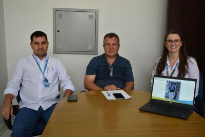 REUNIÃO ENTRE REPRESENTANTES DA ENERGISA E ADMINISTRAÇÃO MUNICIPAL PARA MELHORIAS NA AGÊNCIA DE IGUATEMI.