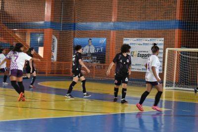 SECRETARIA DE ESPORTES REALIZA ABERTURA DO REGIONAL DE FUTSAL FEMININO.