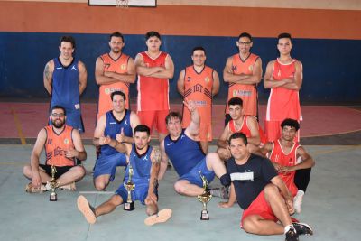 DEPARTAMENTO DE ESPORTES REALIZOU 1º TORNEIO DE BASQUETE 3X3 NO MINIGINÁSIO JARDIM ÉLIDA.