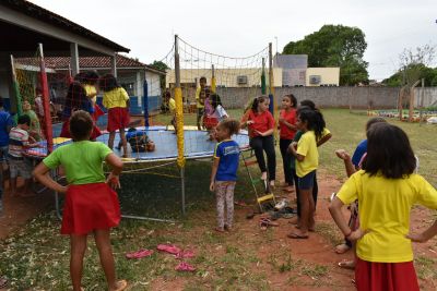 ASSISTÊNCIA SOCIAL REALIZA TARDE DE LAZER EM COMEMORAÇÃO AO DIA DAS CRIANÇAS, COM ALUNOS DO NOVO OLHAR.