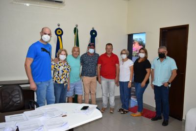 ENTIDADES DA ÁREA DE SAÚDE ASSINAM TERMO DE FOMENTO COM A PREFEITURA DE IGUATEMI.