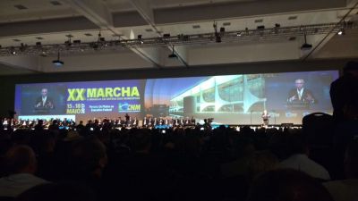 PRESIDENTE TEMER E REPRESENTANTES DO CONGRESSO NACIONAL PARTICIPAM DA ABERTURA DA XX MARCHA EM DEFESA DOS MUNICÍPIOS