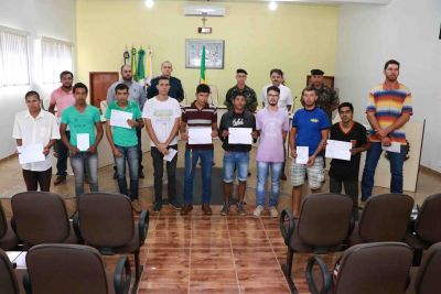 Exército Brasileiro entregou certificados de dispensa de incorporação em Iguatemi.