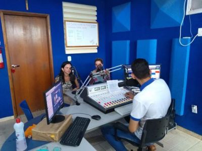 SECRETÁRIA MUNICIPAL DE SAÚDE PARTICIPA DE PROGRAMA NA RÁDIO BOA NOVA FM.