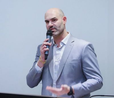 JANSSEN PORTELA GALHARDO É ELEITO PRESIDENTE DO COSEMS/MS PARA O BIÊNIO 2025-2027.