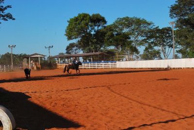 LAÇO COMPRIDO PROFISSIONAL MOVIMENTOU FINAL DE SEMANA IGUATEMIENSE.  