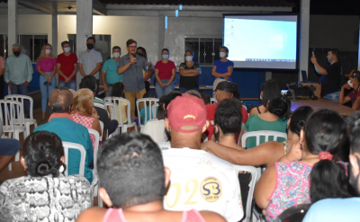 REUNIÃO COM BENEFICIÁRIOS HABITACIONAIS TRATOU SOBRE DÚVIDAS DO PROJETO “LOTE URBANIZADO” EM IGUATEMI.