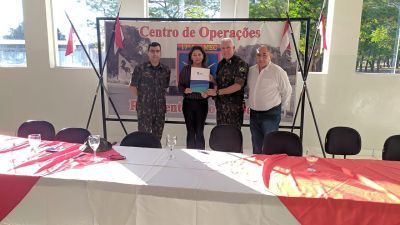 PREFEITA PATRÍCIA MARGATTO E COMANDO DO EXÉRCITO ASSINAM CONTRATO DE CONCESSÃO.