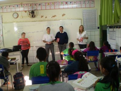 VIGILÂNCIA SANITÁRIA E CONTROLE DE ENDEMIAS REALIZARAM PALESTRAS NAS ESCOLAS.