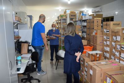 DR. LÍDIO INICIA SEMANA VISITANDO PRONTO ATENDIMENTO (PAM).