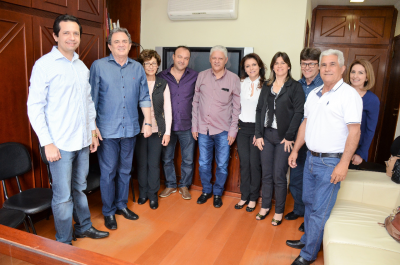 SENADOR MOKA RECEBE A PREFEITA PATRICIA E VEREADORES EM CAMPO GRANDE