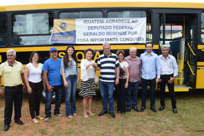 PREFEITURA RECEBEU UM ÔNIBUS ESCOLAR DO DEPUTADO GERALDO RESENDE