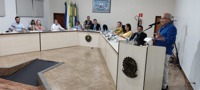 PREFEITO DR. LÍDIO ANUNCIA AUMENTO DO PISO SALARIAL EM 33,24% PARA PROFESSORES DO MAGISTÉRIO EM IGUATEMI.