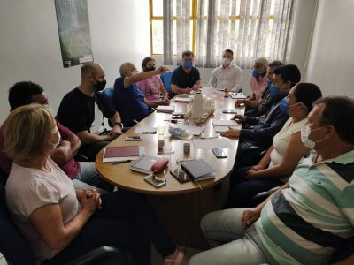 PREFEITO DRº LIDIO INICIA SEMANA COM REUNIÃO DE GOVERNO.