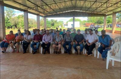 REUNIÃO DA ROTA DO LEITE EM IGUATEMI DEFINE ESTRATÉGIAS PARA FORTALECER A PRODUÇÃO E INFRAESTRUTURA NO CAMPO.