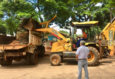 PREFEITURA INTENSIFICA AÇÕES DE LIMPEZA URBANA NO PERÍODO DAS CHUVAS