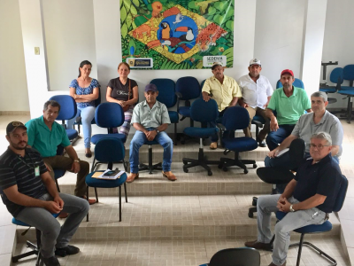 SECRETARIA DE DESENVOLVIMENTO ECONÔMICO RECEBEU PEQUENOS PRODUTORES RURAIS