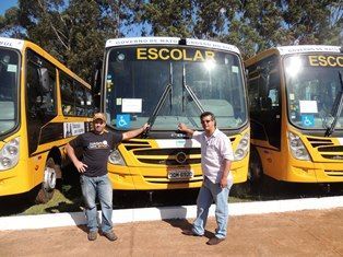 FROTA DO TRANSPORTE ESCOLAR DO MUNICÍPIO FOI TOTALMENTE APROVADA, EM VISTORIA DO DETRAN.