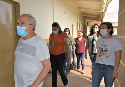 TÉCNICAS VISTORIAM INSTALAÇÕES DA “TANCREDO NEVES” PARA IMPLANTAÇÃO DA ESCOLA DE TEMPO INTEGRAL.