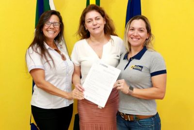 PREFEITURA DE IGUATEMI ASSINA CONVÊNIO COM A UNIVERSIDADE DE DOURADOS-MS.