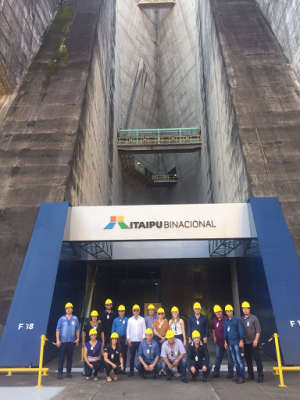 PREFEITA VISITA USINA DE ITAIPU EM BUSCA DE MELHORIAS AMBIENTAIS