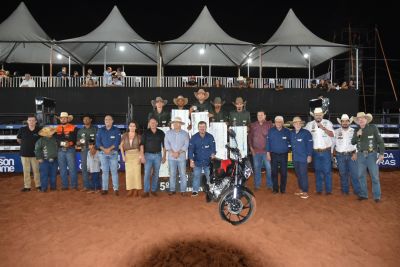 FINALISTAS DO RODEIO DA 3ª EXPOIGUATEMI 2026, RECEBERAM 35 MIL REAIS EM DINHEIRO INCLUINDO UMA MOTO HONDA 0KM. 