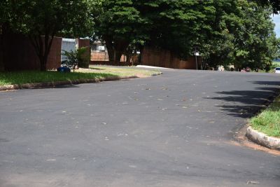 PREFEITURA DE IGUATEMI SEGUE COM O PROGRAMA DE RECUPERAÇÃO DE RUAS E AVENIDAS DA CIDADE.