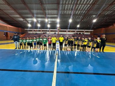GINÁSIO DE ESPORTE RECEBE PÚBLICO PARA AS FINAIS DO CAMPEONATO MUNICIPAL DE FUTSAL.